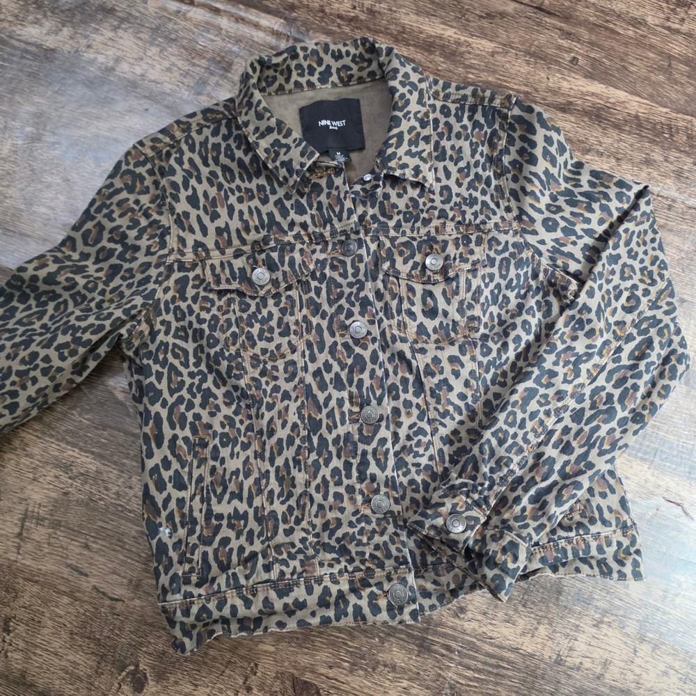 NINE WEST Jeans Denim Jacket Women Size‎ M Green Leopard Print Trucker Button Up